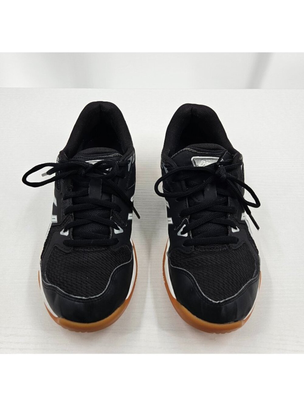 ASICS Gel-Rocket Indoor Court Volleyball Shoes Black White Gum Women’s Size 7.5